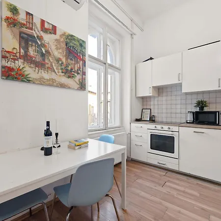 Apartment Designer 4br 2 Baths Jewish Quarter Heart *